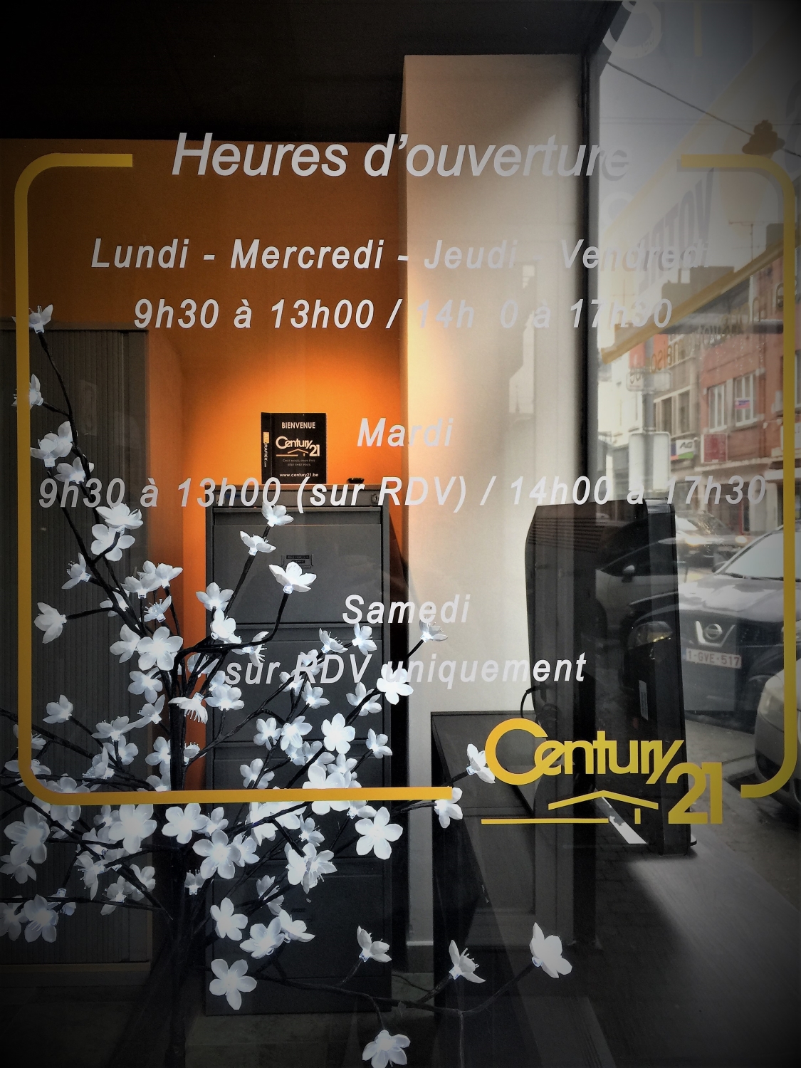 Excellent - Century 21