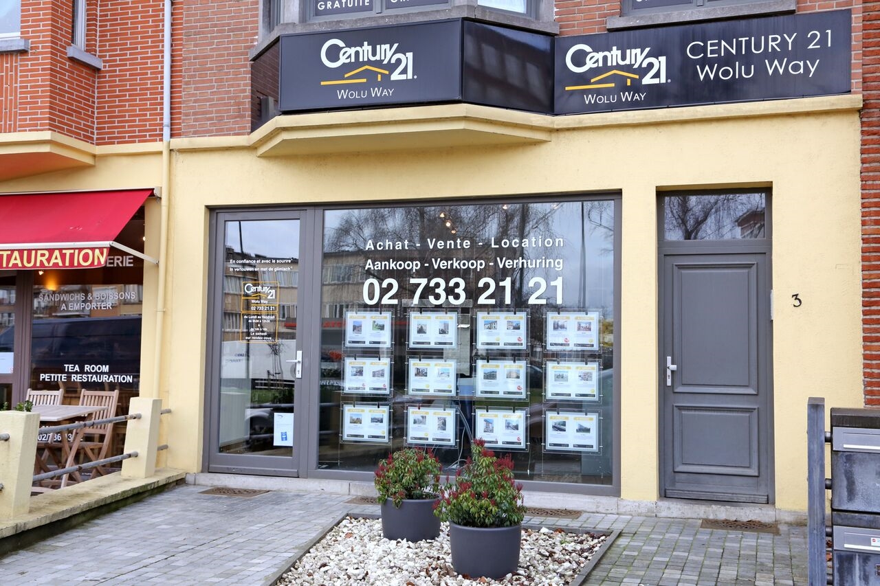 Wolu Way - Century 21